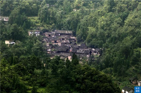 貴州西部藏了個“中國涼都”，夏季只有19℃，沿途都是少數民族村