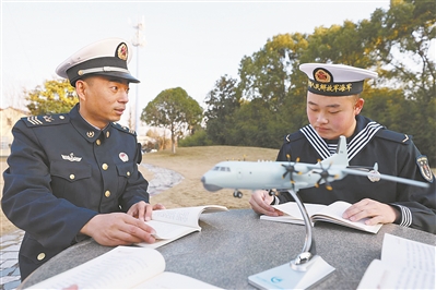 二級軍士長劉建昌：一名導彈老兵的&OpenCurlyDoubleQuote;追夢彈道&rdquo;