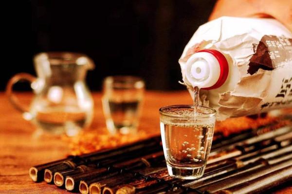 中國3大&OpenCurlyDoubleQuote;慘敗&rdquo;酒，因包裝簡陋被當成差酒，實則都是純糧好酒