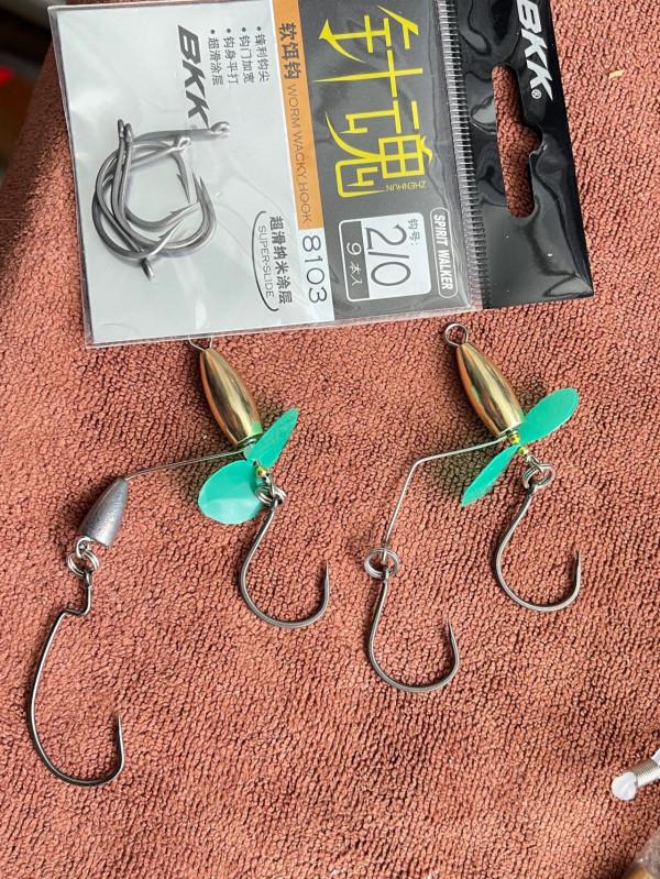 路亞黑坑讓老闆瑟瑟發抖的螺旋槳雙鉤釣組diy，你學會了嗎？