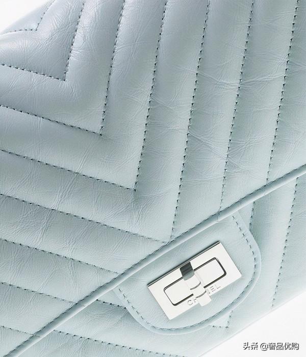 CHANEL新包 | 雲朵色系包包:水藍與淺紫色漸變 CHANEL新包 | 雲朵色系包包:水藍與淺紫色漸變