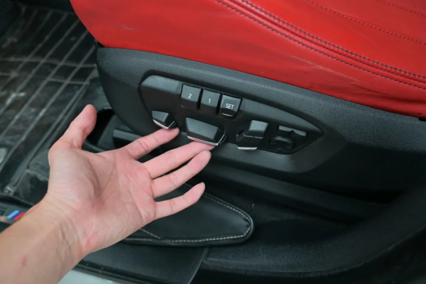 二手寶馬X5M:百萬效能SUV,4.4T雙渦輪增壓,5折購 二手寶馬X5M:百萬效能SUV,4.4T雙渦輪增壓,5折購