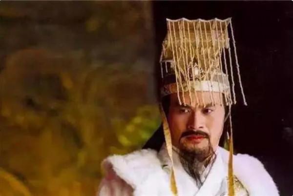 四帝聯手鬥魔祖，一帝一祖隕落，鴻鈞老祖誕生