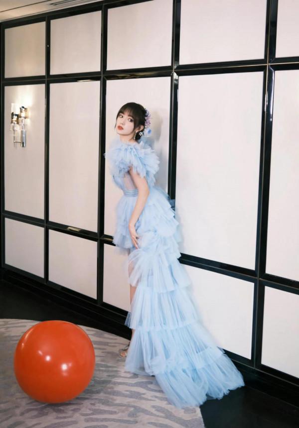 程瀟禮服美照合集 程瀟禮服美照合集