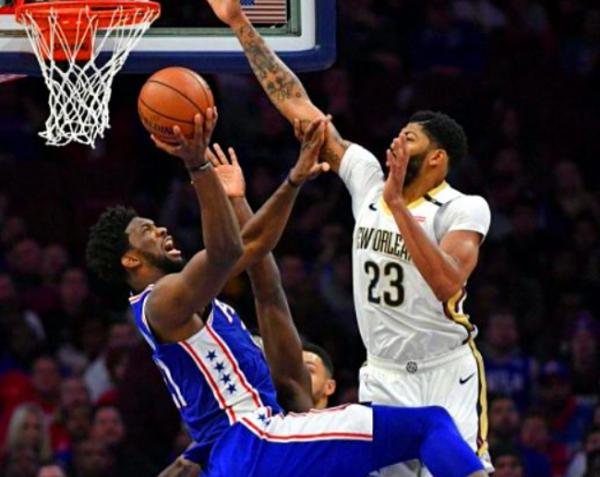 恩比德生涯至今，送出450次蓋帽！唐斯585次，濃眉呢？真殘暴啊