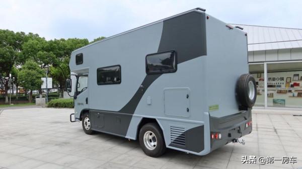 1200AH鋰電800W太陽能，配置到頭！H500輕卡房車“網紅1號”詳解