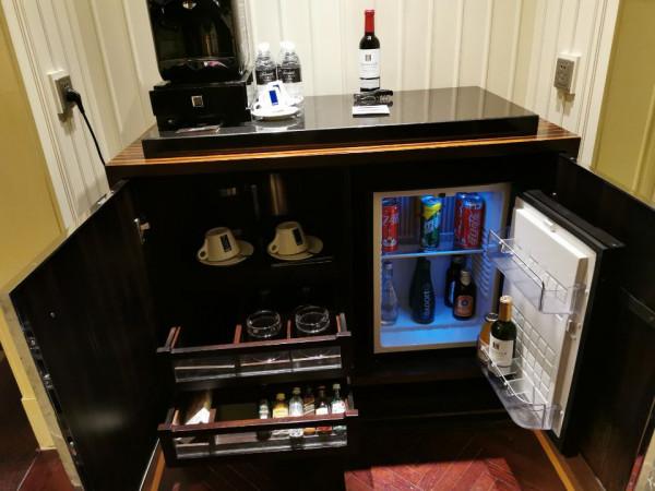 花1000塊住了一晚上海和平飯店