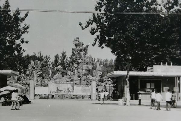 公務員放棄鐵飯碗，靠糧油發家、年入幾百億，成濱州市第二富豪