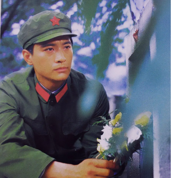 長得帥氣質硬 卻在當紅時過早息影 這6位80年代男星 個個令人難忘 長得帥氣質硬 卻在當紅時過早息影 這6位80年代男星 個個令人難忘