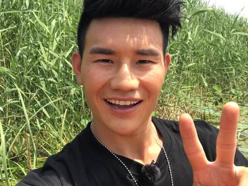 曝謝孟偉賣2套房抵稅，稅款金額或超過1億，網友怒批明星網紅