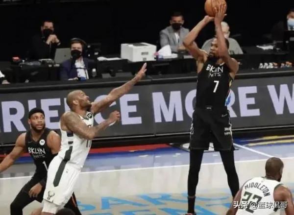 同樣是立棍單打，德羅贊為何就比杜蘭特強？因為他不是科比