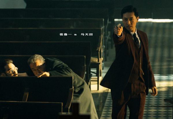 時隔12年，《潛伏》作者再出新劇，開播低調但是風格並不低調