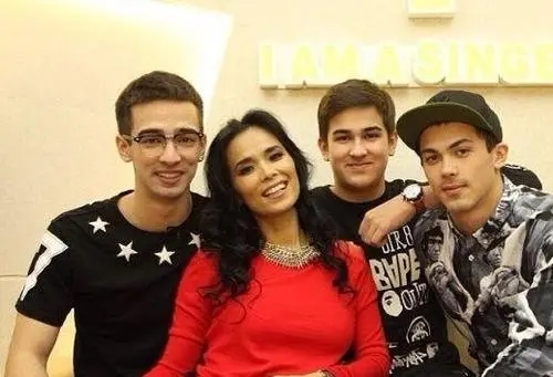 10位國家一級演員的歌手,皆德藝雙馨?最大的82歲,最小的35歲 10位國家一級演員的歌手,皆德藝雙馨?最大的82歲,最小的35歲