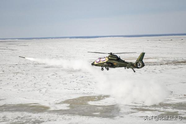 揮舞利刃 苦練制勝空天硬本領