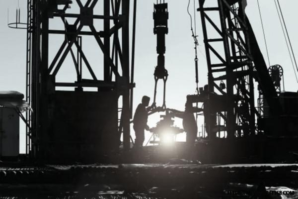 “海上旅館”變成“海下墳墓”:石油鑽井平臺傾覆,123人遇難 “海上旅館”變成“海下墳墓”:石油鑽井平臺傾覆,123人遇難