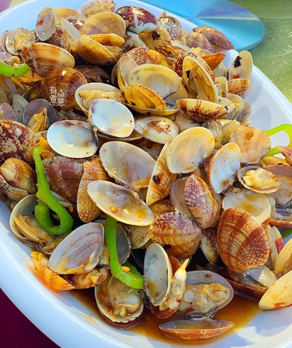 黃金週在海邊遊玩,五人點了6道菜,花了468元,你看值不值? 黃金週在海邊遊玩,五人點了6道菜,花了468元,你看值不值?