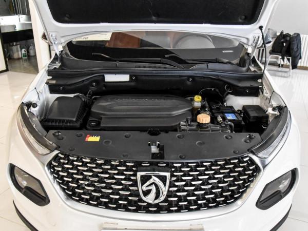 最入門的品牌SUV,品質不錯油耗夠低價格更低,實拍寶駿510 最入門的品牌SUV,品質不錯油耗夠低價格更低,實拍寶駿510