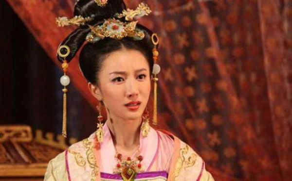 1960年，陝西發現武則天孫女墓，墓中一盜墓賊，金銀堆上枯坐千年