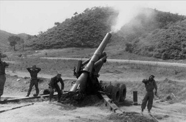 這位志願軍孤身一人突圍，還消滅了64個敵人，周總理親自敬酒