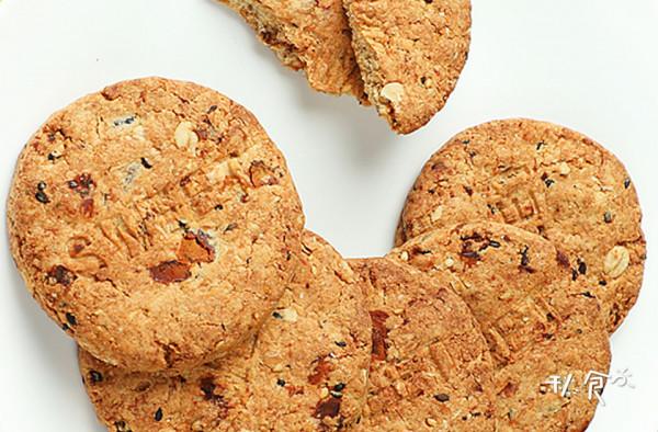 我常在辦公室裡，囤這3款美食，飽腹解饞又便宜，看看你吃過幾款