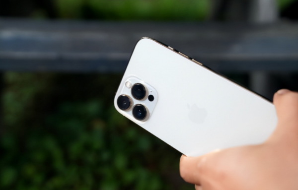 用iPhone的大學生，不能被評為貧困生合理嗎？