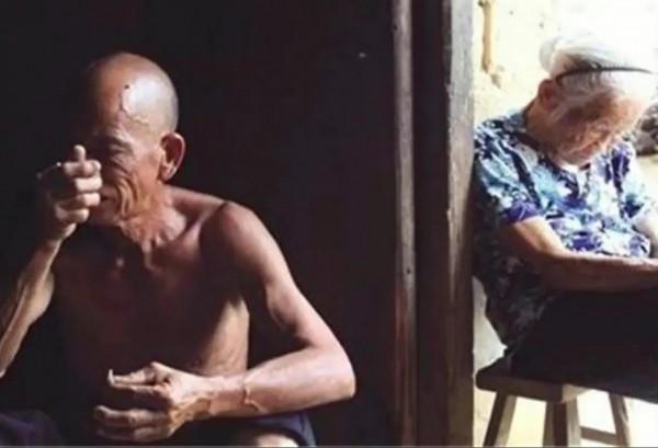 偉大的“慰安婦”韋紹蘭,忍辱生下日軍子嗣,被兒子記恨了半生 偉大的“慰安婦”韋紹蘭,忍辱生下日軍子嗣,被兒子記恨了半生