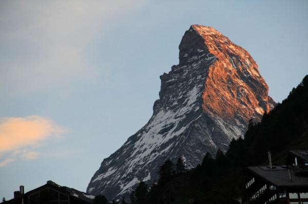 素有“殺人壁”惡名的阿爾卑斯三大北壁·阿爾卑斯八景之四