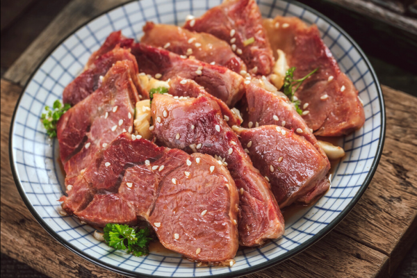 做醬牛肉還用焯水嗎?不需要,記住“1醃2泡”竅門,軟爛又入味 做醬牛肉還用焯水嗎?不需要,記住“1醃2泡”竅門,軟爛又入味