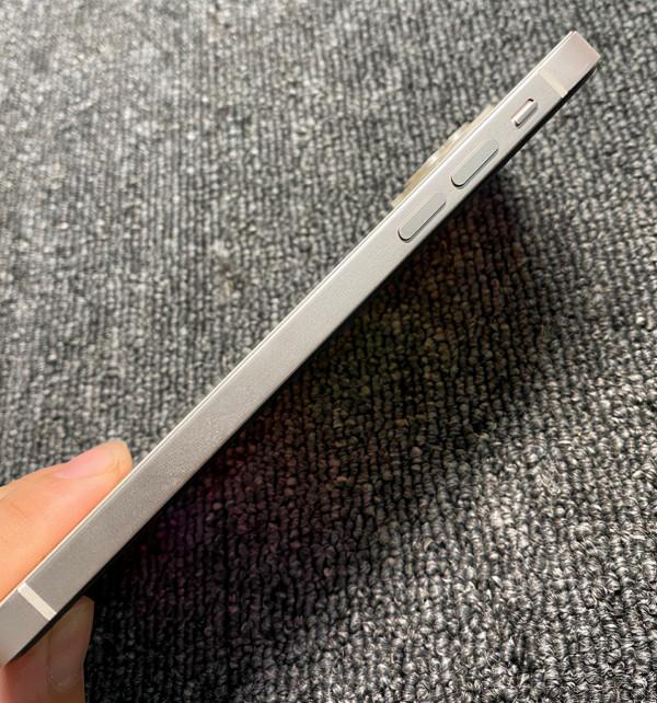 iPhoneXR才是yyds！華強北“XR改iPhone13”來了，別買錯了