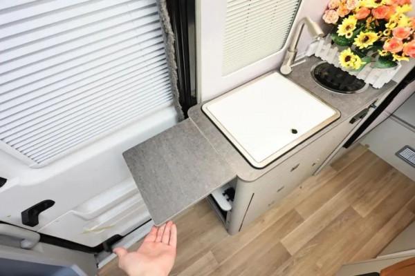 瑞弗啟界R600 上汽大通V90底盤 空間堪比C型 內外豪華符合年輕人審美