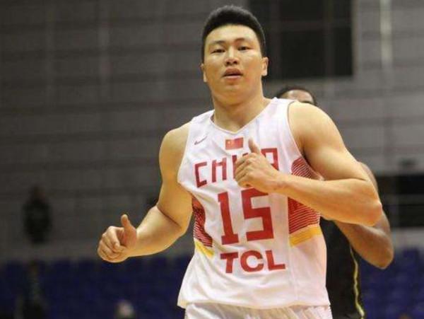 盤點中國男籃歷史最強5位小前鋒,丁彥雨航墊底,廣東2名宿上榜 盤點中國男籃歷史最強5位小前鋒,丁彥雨航墊底,廣東2名宿上榜
