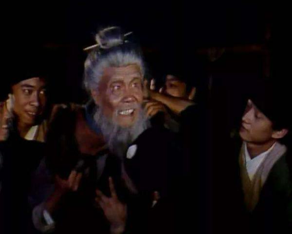 重讀《紅樓夢》：年少讀不懂焦大，如今才真正明白了他的罵