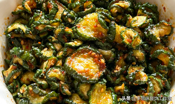 教你10種家常鹹菜醃製方法，酸辣脆爽的開胃小菜，好吃又下飯