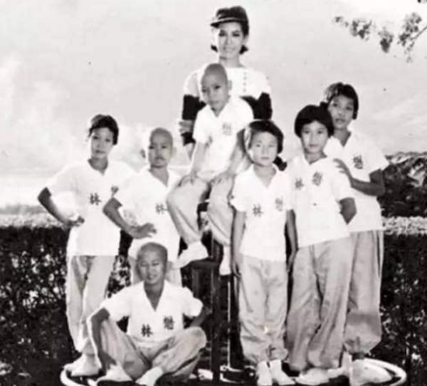 演了30年龍套,周星馳一部戲把他捧上人生巔峰,元華的坎坷星路 演了30年龍套,周星馳一部戲把他捧上人生巔峰,元華的坎坷星路