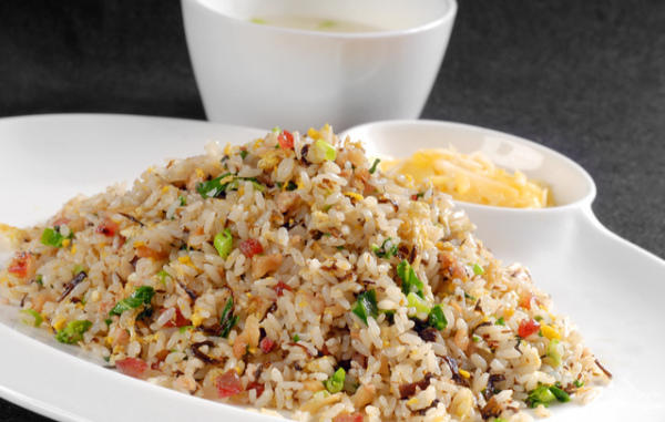 為何不建議早餐吃大米粥？提醒：不僅大米粥，以下2物也要少吃