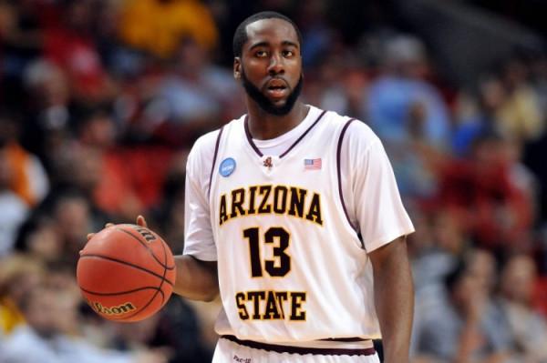 新的開始！詹姆斯-哈登職業生涯首次更換號碼