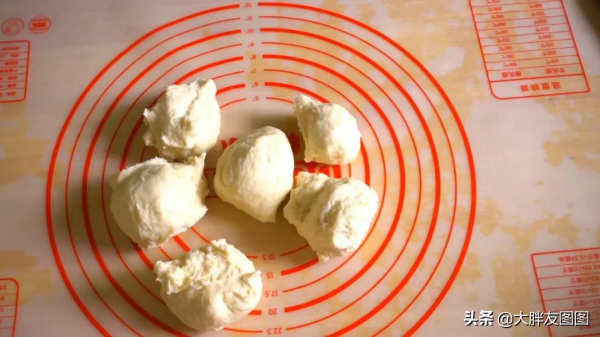 沒黃油，沒烤箱，用最簡單的方法做爆漿麵包，學不會來打我