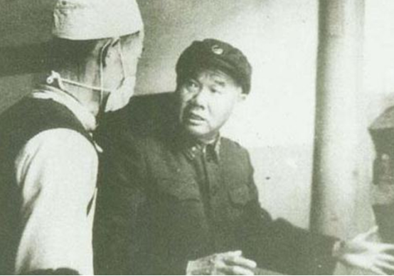 67年楊成武陪毛主席到上海，散步時，毛主席：陳再道現在在哪裡？