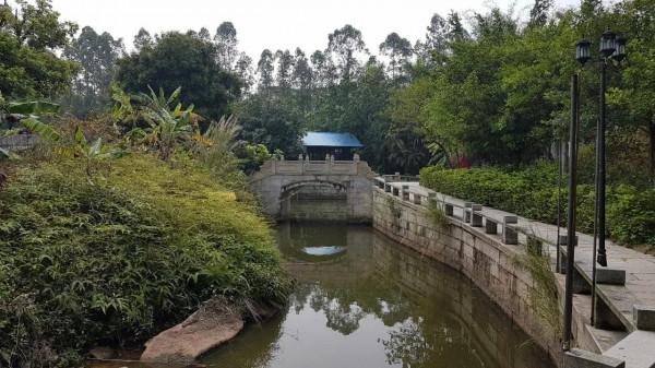 中秋節，故鄉里來猜燈謎