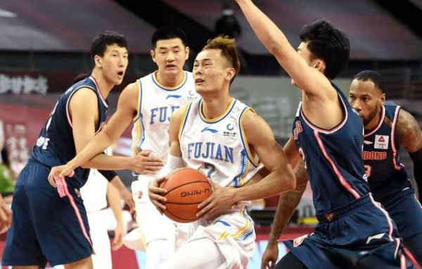 為何三大球全是女隊更出色？男排有理由，男足男籃實在難找藉口