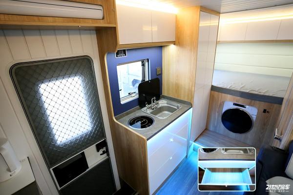 內飾格局表現優異 通艙設計的森宇躍進h500暢享版房車 內飾格局表現優異 通艙設計的森宇躍進h500暢享版房車