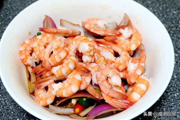 一斤蝦做一盤菜,營養美味做法簡單,可以列入中秋家宴選單了 一斤蝦做一盤菜,營養美味做法簡單,可以列入中秋家宴選單了