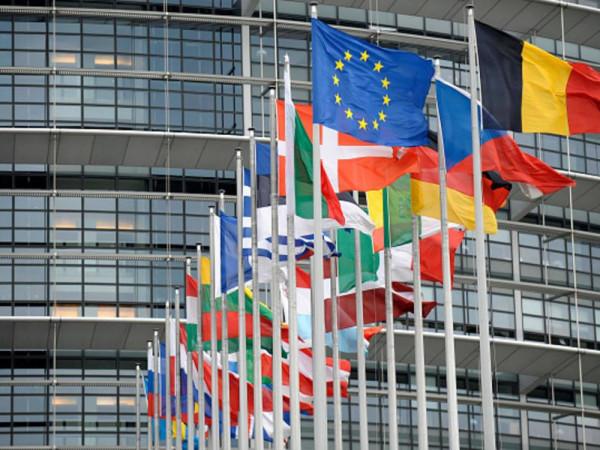 突發，臺軍F16V墜海！摔得好，負隅頑抗的數典忘祖者必被人民清算