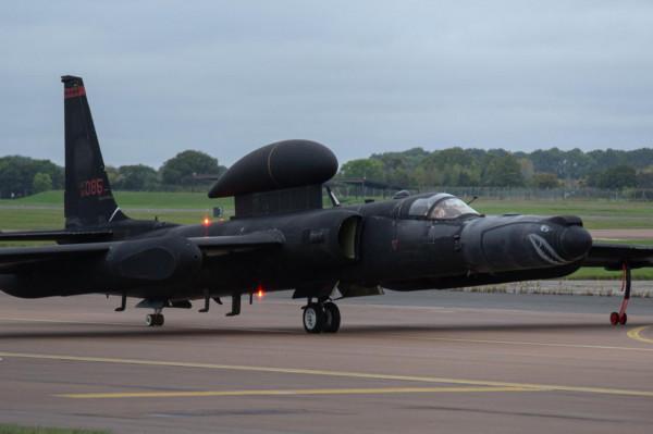 1架U2高空偵察機現身英國空軍基地，服役60多年，為何還在改進？