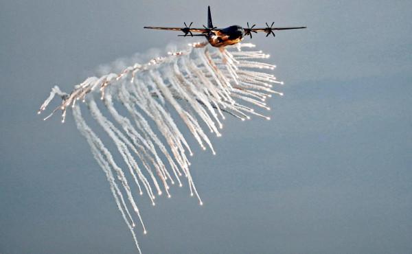 卡達舉行國慶閱兵式