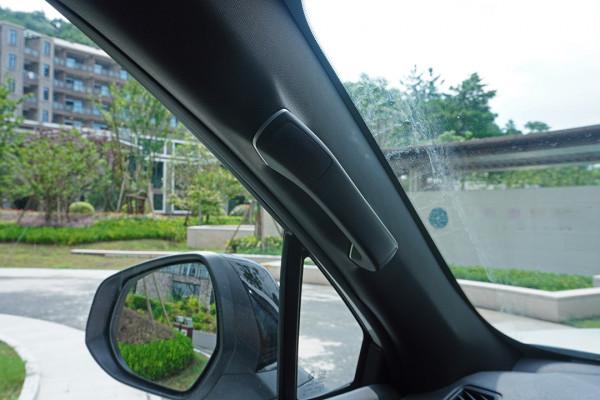 18萬!5米長帶大梁 還有2.0T柴油機 上汽大通MAXUS D90 Pro驚到我了! 18萬!5米長帶大梁 還有2.0T柴油機 上汽大通MAXUS D90 Pro驚到我了!