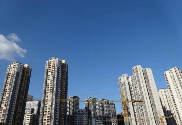 為何近300家開發商寧願破產，也不降價自救？這些問題確實很棘手