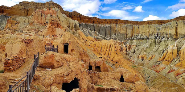 敦煌有多偉大，它就有多遺憾