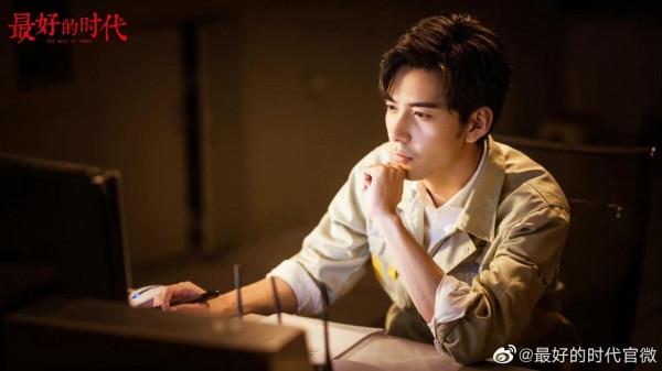 一雙涼鞋拍完整部劇？《一見傾心》很做作？景甜溫婉惹人憐