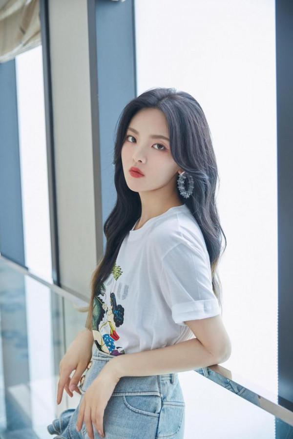 美少女楊超越，少女感十足